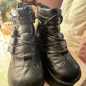 Demonia boxer 13 Black Leather Lace-Up Boots